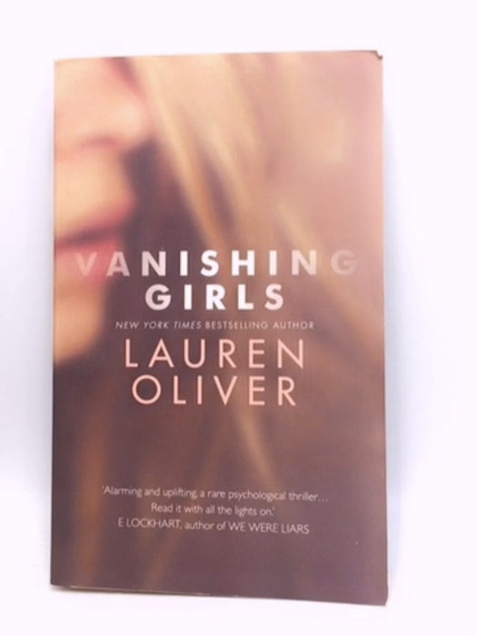 Vanishing Girls - Lauren Oliver; 