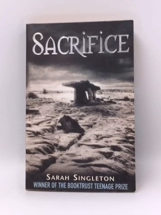 Sacrifice - Sarah Singleton; 