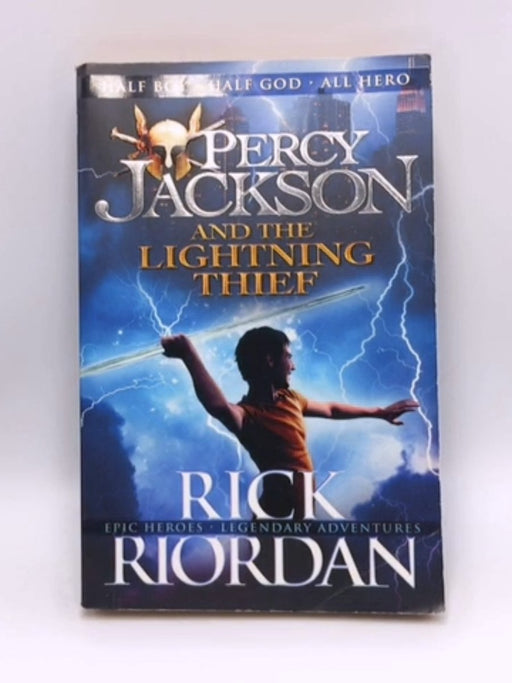  Percy Jackson and the Lightning Thief - Rick Riordan