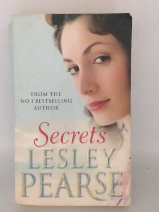 Secrets - Lesley Pearse; 