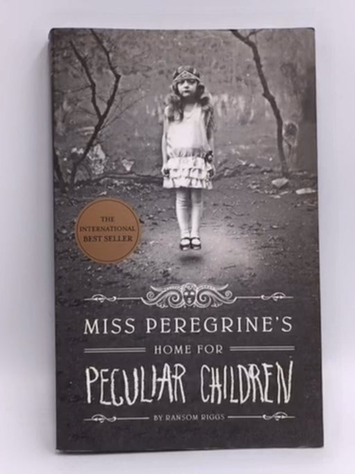 Miss Peregrine's Home for Peculiar Children - Ransom Riggs; 