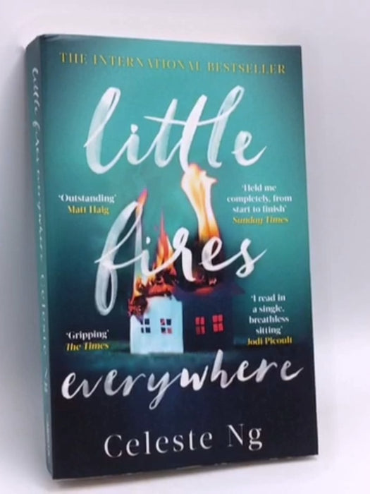 Little Fires Everywhere - Celeste Ng; 