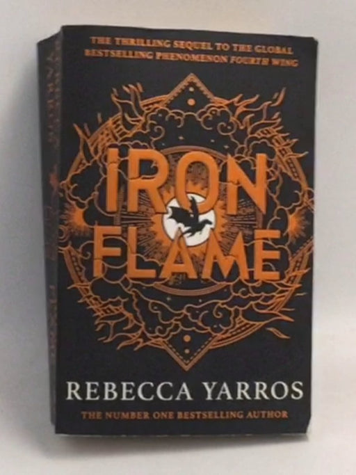 Iron Flame - Rebecca Yarros; 
