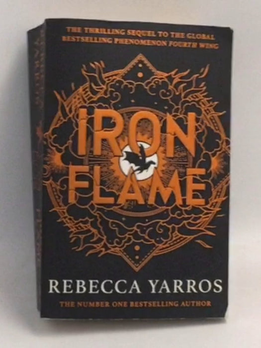 Iron Flame - Rebecca Yarros; 