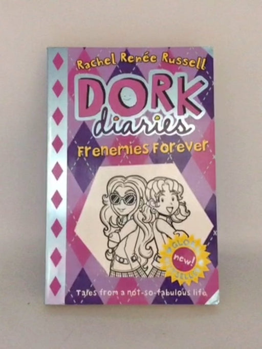 Dork Diaries: Frenemies Forever - Rachel Renée Russell