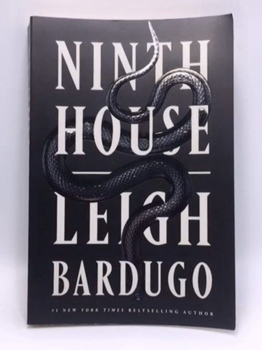 Ninth House - Leigh Bardugo; 