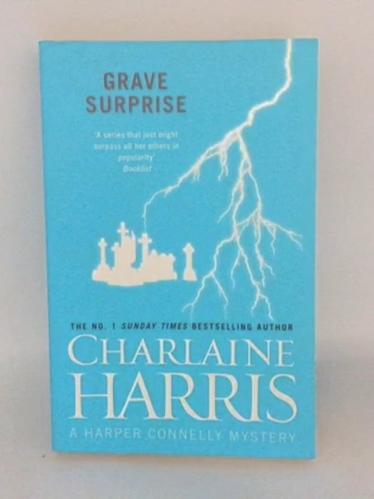 Grave Surprise - Charlaine Harris; 