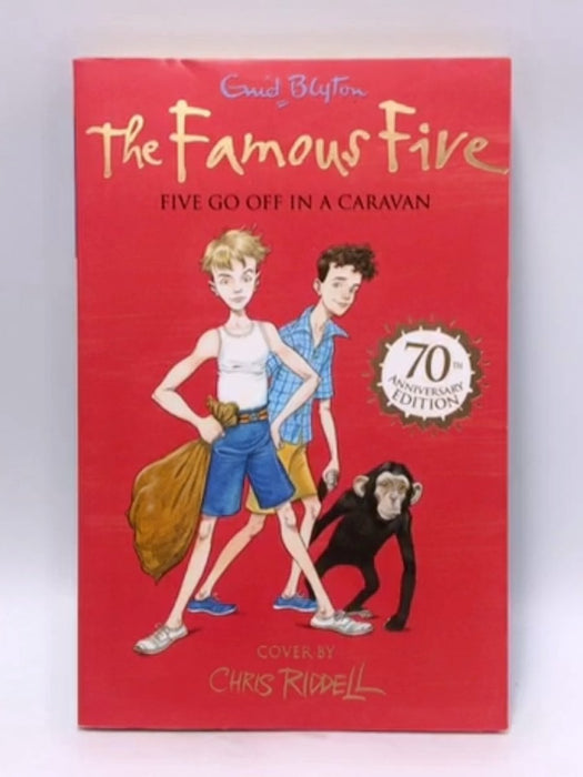 Five Go Off in a Caravan (Famous Five) - BLYTON ENID; 