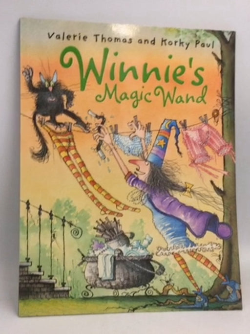Winnie's Midnight Dragon - Valerie Thomas and Korky Paul