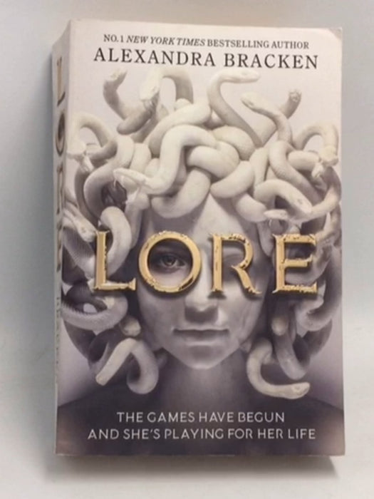 Lore - Alexandra Bracken; 