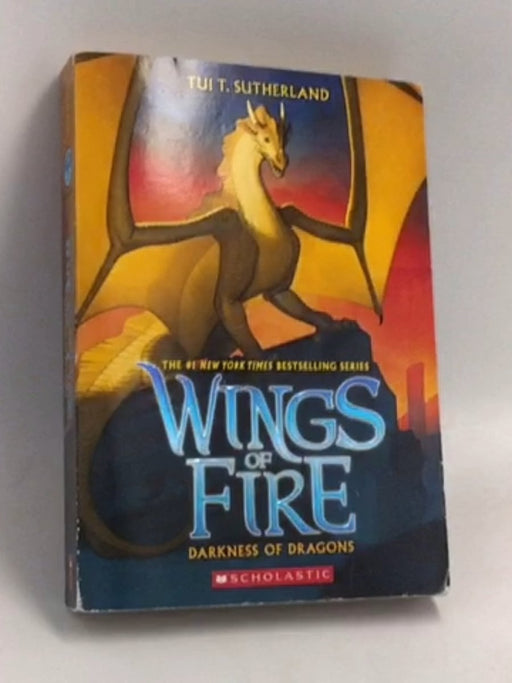 Darkness of Dragons - Tui Sutherland; 
