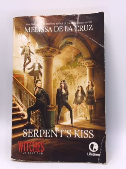 Serpent's Kiss - Melissa de la Cruz; 