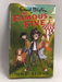Five Go Off In A Caravan - Enid Blyton; 
