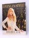 Living in Style: Inspiration and Advice for Everyday Glamour - Hardcover - Rachel Zoe