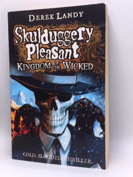 Skulduggery Pleasant - Derek Landy; 