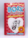 Dork Diaries: Holiday Heartbreak - Rachel Renée Russell; 