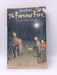 Five Get Into Trouble: Book 8 (Famous Five) - Enid Blyton; 