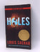 Holes - Louis Sachar; 