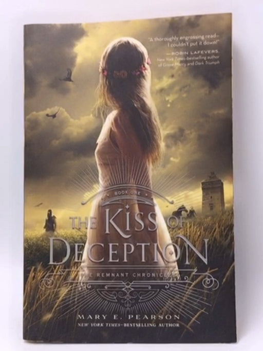 The Kiss of Deception - Mary E. Pearson; 