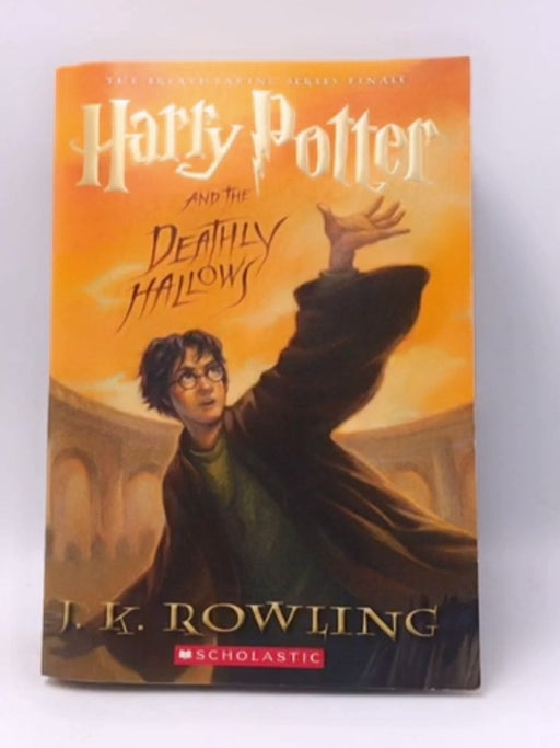 Harry Potter and the Deathly Hallows - J. K. Rowling