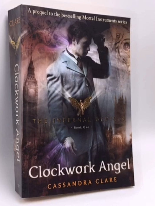 Clockwork Angel - Cassandra Clare; 