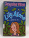 Lily Alone - Jacqueline Wilson