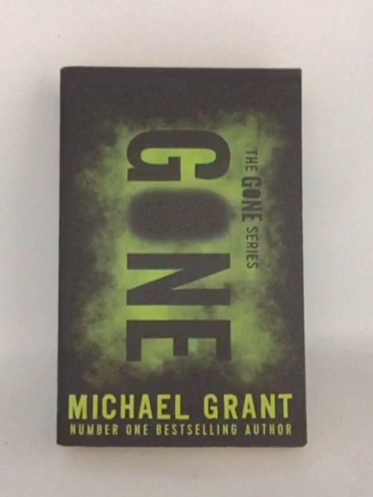 Gone #1 - Michael Grant; 