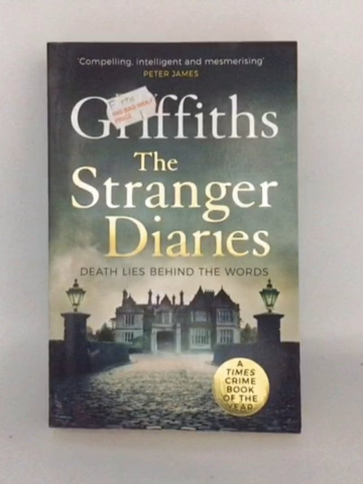 The Stranger Diaries - Elly Griffiths