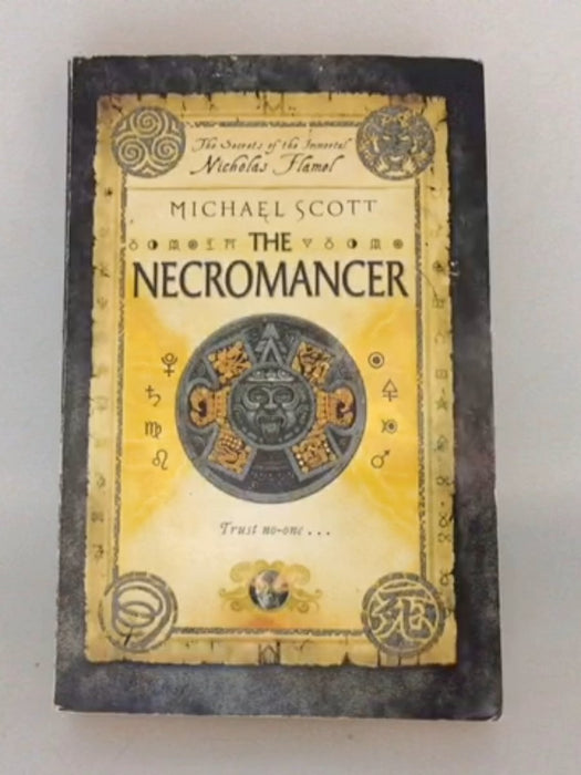 The Necromancer - Michael Scott; 