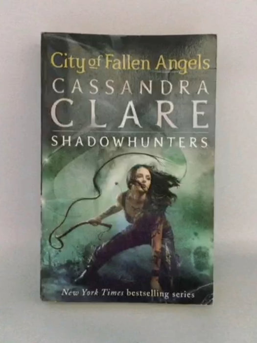 City of Fallen Angels - The Mortal Instruments - Cassandra Clare