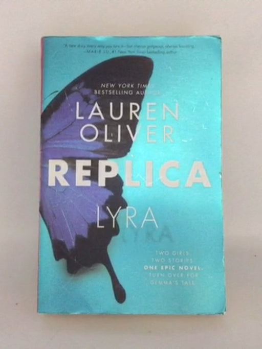 Replica - Lauren Oliver; 