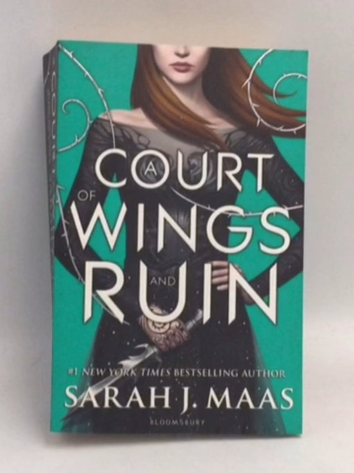 A Court of Wings and Ruin - Sarah J. Maas; 
