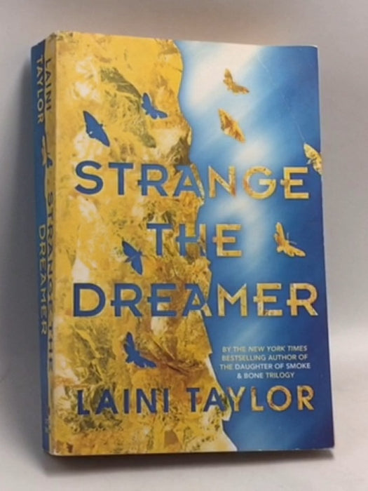 Strange the Dreamer - Laini Taylor; 