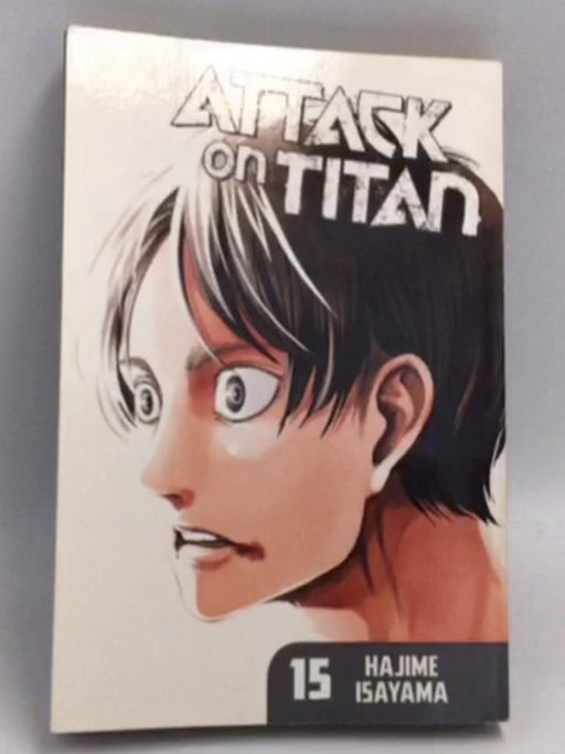 Attack on Titan 15 - Hajime Isayama; 
