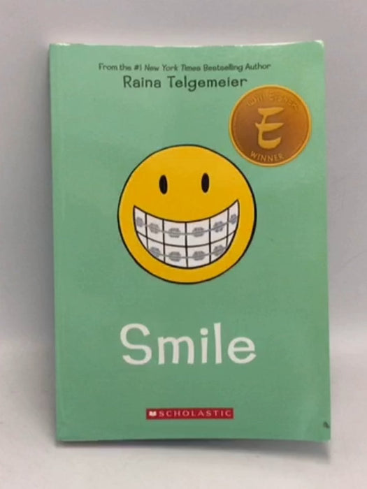 Smile - Raina Telgemeier; 