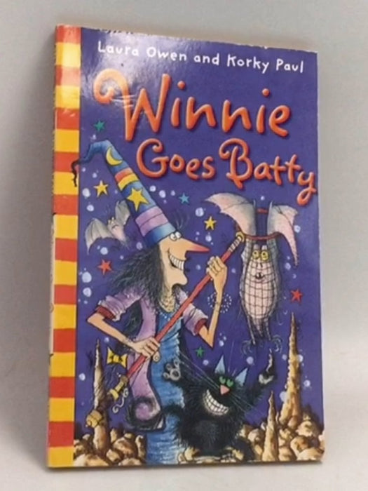 Winnie Goes Batty - Laura Owen