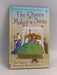 The Queen Makes a Scene (Hardcover) - Mairi Mackinnon; 