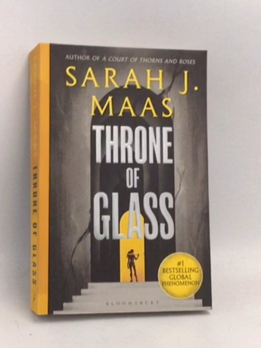 Throne of Glass - Sarah J. Maas; 
