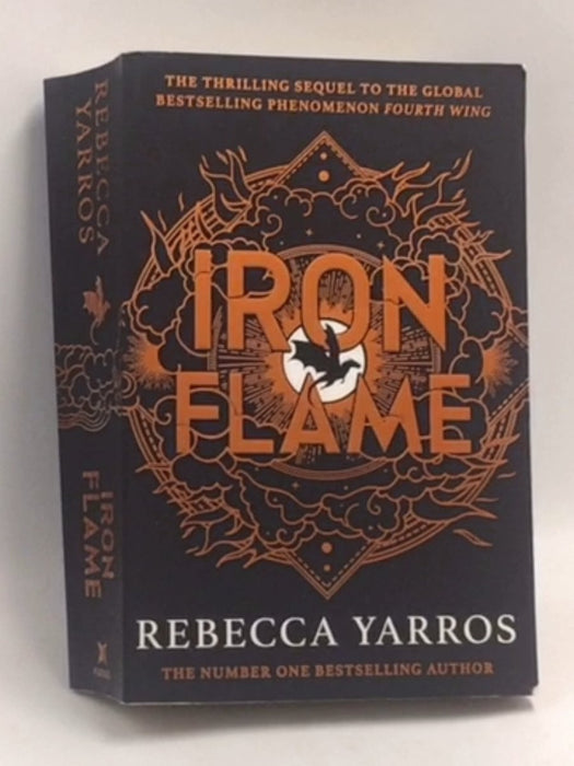 Iron Flame - Rebecca Yarros; 