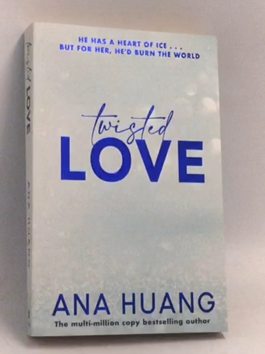 Twisted #1 : Twisted Love - Ana Huang; 