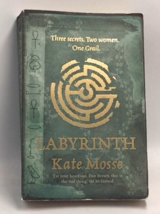 Labyrinth   - Kate Mosse