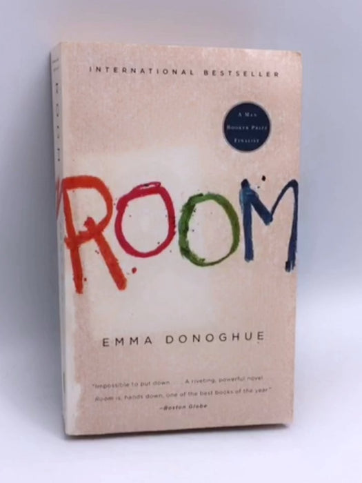 Room - Emma Donoghue; 