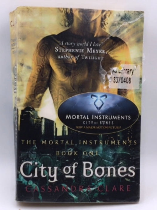 City of Bones - Cassandra Clare