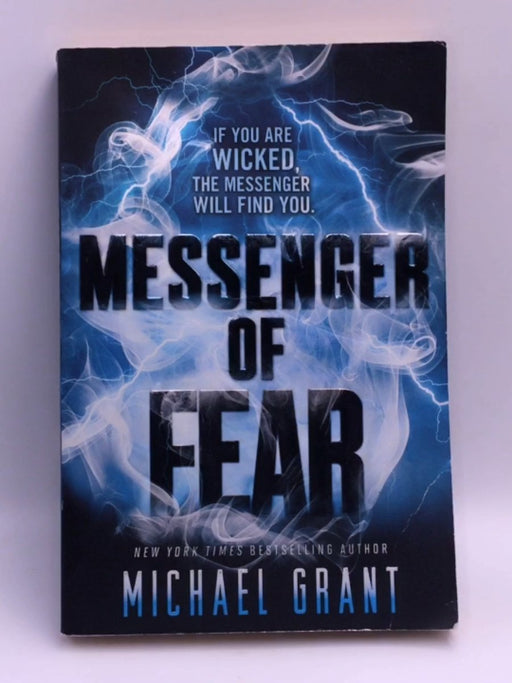 Messenger of Fear - Michael Grant; 