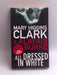 All Dressed in White - Mary Higgins Clark