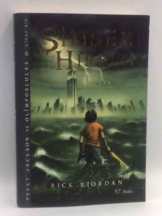 Simsek Hirsizi - Rick Riordan; 